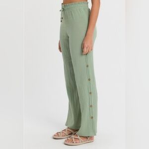 Kiwi & Punch NWOT Soft Green Wide Leg Pants with Button Accents